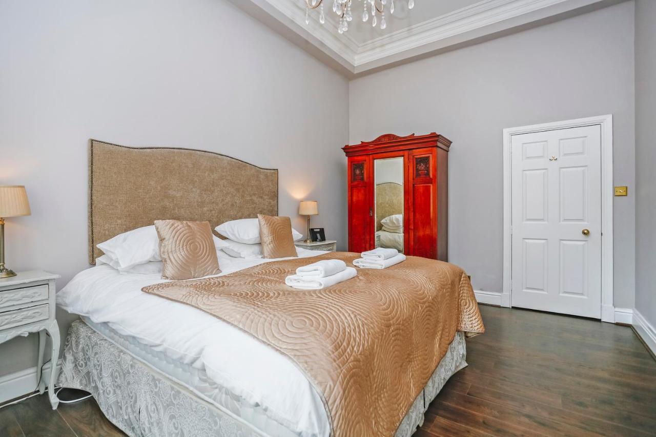 Royal Mile Mansions 14 Apartment Edinburgh Ngoại thất bức ảnh